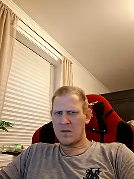 Snapshot of tjohej89 chatting on November 2, 3:53 am tjohej89 online show from November 2, 3:53 am