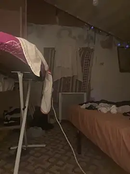 Yasmine47 online show from September 30, 3:33 am