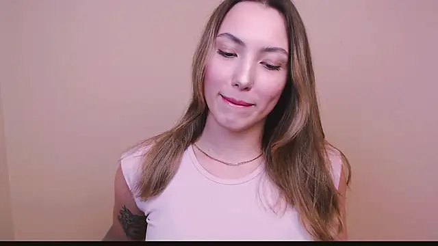 VanessaMay  online show from February 6, 11:37 pm