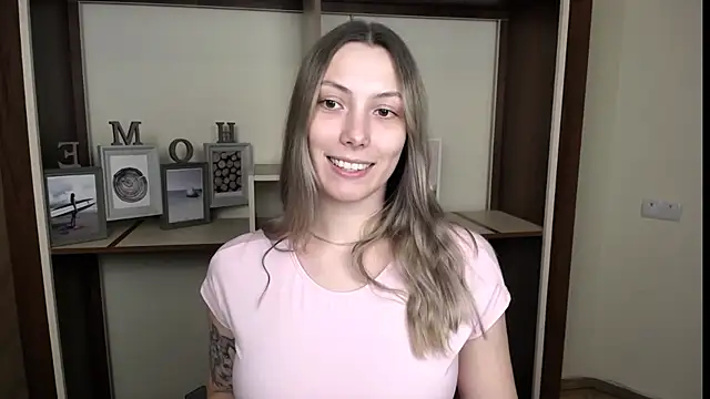 VanessaMay  online show from March 3, 5:41 pm