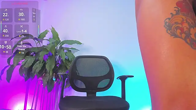 kieran derek online show from March 9, 9:19 pm