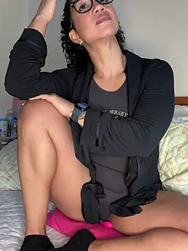 soli-lov online show from January 20, 4:34 pm