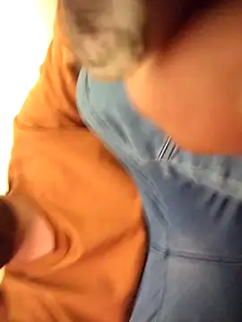 Snapshot of 6MataGarcia chatting on March 3, 7:49 pm 6MataGarcia online show from March 3, 7:49 pm