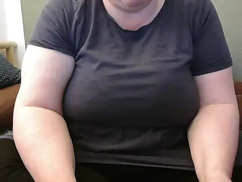 Snapshot of MarthaBriest chatting on March 8, 4:17 pm MarthaBriest online show from March 8, 4:17 pm