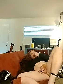 Snapshot of graverielMourningstar chatting on March 21, 3:35 pm graverielMourningstar online show from March 21, 3:35 pm