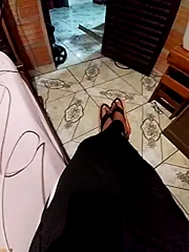 Snapshot of lavancaafiada chatting on December 22, 4:09 am lavancaafiada online show from December 22, 4:09 am