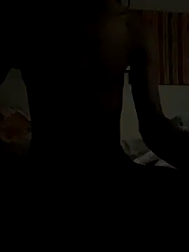 Snapshot of Johnras121 chatting on November 30, 10:36 pm Johnras121 online show from November 30, 10:36 pm