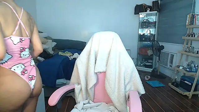 aya saki online show from September 20, 7:53 am