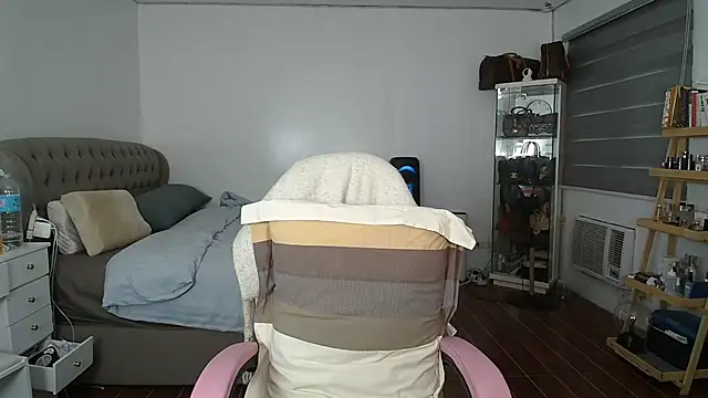 aya saki online show from September 28, 8:20 am