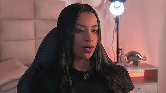 emma brooks1 online show from October 26, 12:00 pm