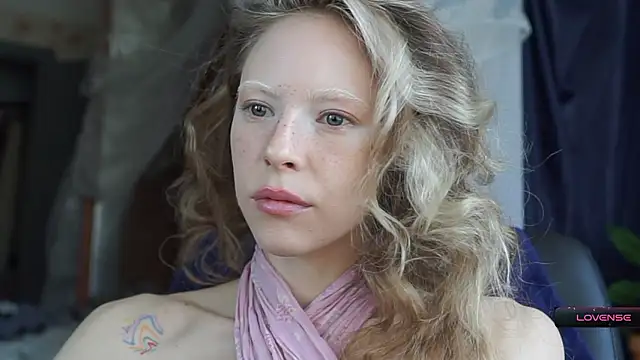  Phantom thread  online show from March 14, 9:26 am