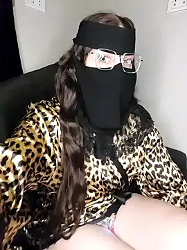 Snapshot of -Arab_milf- chatting on September 9, 1:54 pm -Arab milf- online show from September 9, 1:54 pm