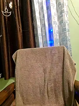 Snapshot of MIss-Naina chatting on January 7, 11:26 am MIss-Naina online show from January 7, 11:26 am