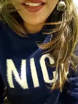 Snapshot of MIss-Naina chatting on January 10, 3:07 am MIss-Naina online show from January 10, 3:07 am