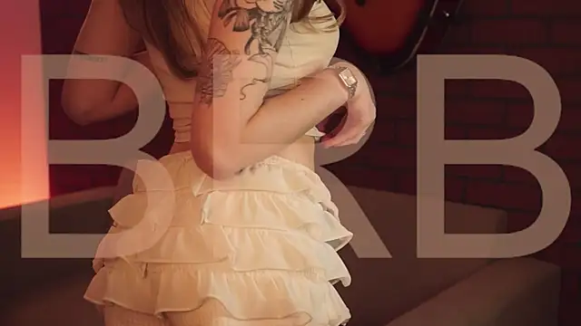 EllieCutes online show from February 27, 8:14 am