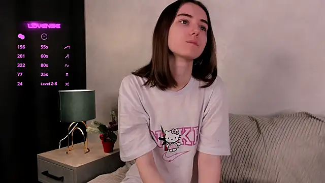 Snapshot of MeghanElson chatting on January 7, 12:09 pm MeghanElson online show from January 7, 12:09 pm