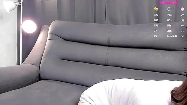 Snapshot of MeghanElson chatting on March 5, 2:23 pm MeghanElson online show from March 5, 2:23 pm