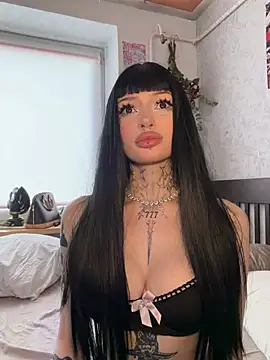 madelinexx online show from May 28, 10:56 am