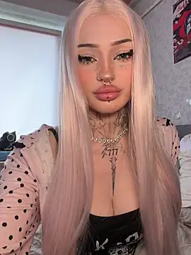 madelinexx online show from June 12, 11:53 am