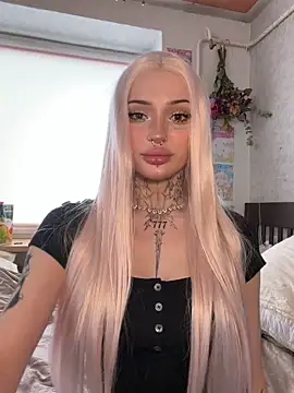 madelinexx online show from June 14, 12:51 pm