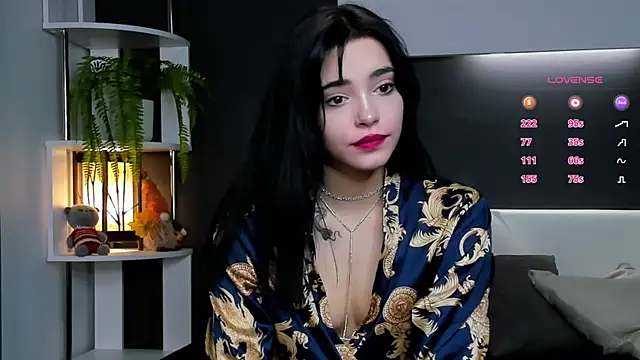 WildaBendell online show from January 18, 2:02 pm