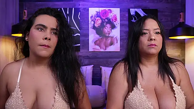 Snapshot of DanyAndAlexa chatting on September 13, 12:49 pm DanyAndAlexa online show from September 13, 12:49 pm