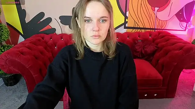 MaribelRiverr  online show from April 28, 5:23 am