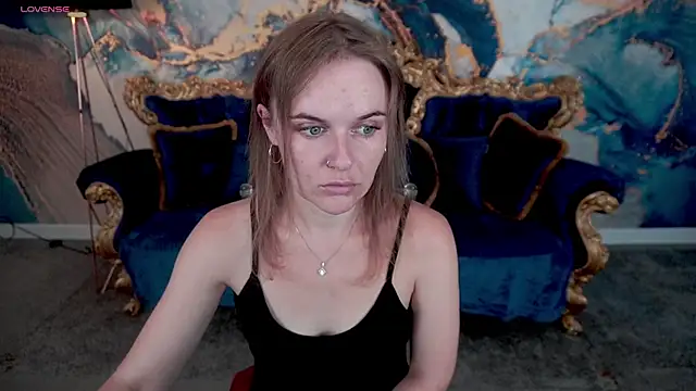 Snapshot of MaribelRiverr_ chatting on July 31, 5:29 am MaribelRiverr online show from July 31, 5:29 am