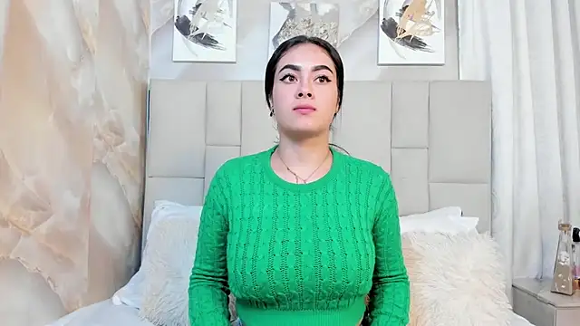 Jaslyn  Smith online show from November 3, 3:24 pm