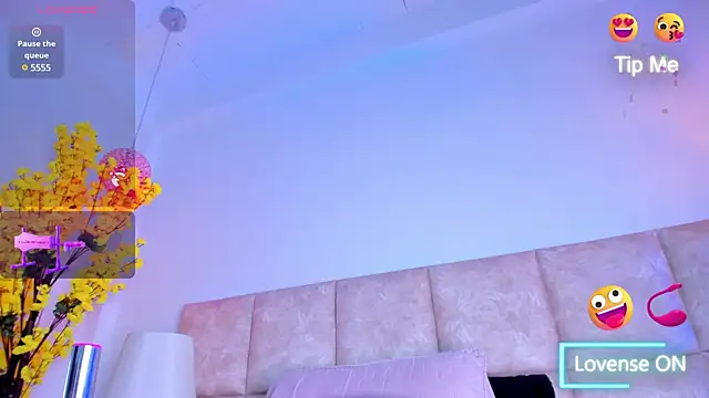 KimVelezz online show from February 27, 8:20 pm