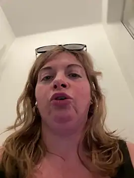 Lombada online show from April 28, 8:52 am