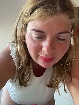 Snapshot of Lombada chatting on May 24, 5:34 am Lombada online show from May 24, 5:34 am
