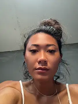 Snapshot of thai-dreamgirl chatting on June 19, 11:52 pm thai-dreamgirl online show from June 19, 11:52 pm
