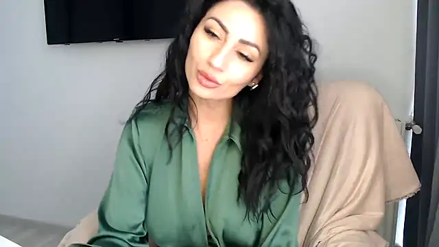 ElizabethAC online show from April 30, 7:14 am
