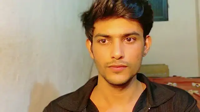 Snapshot of kingkartik7 chatting on June 23, 5:22 pm kingkartik7 online show from June 23, 5:22 pm