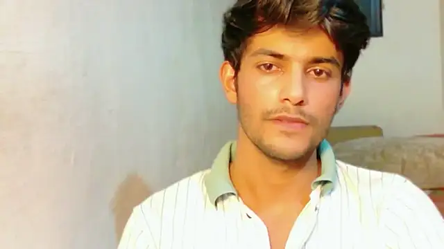 Snapshot of kingkartik7 chatting on June 26, 4:55 pm kingkartik7 online show from June 26, 4:55 pm