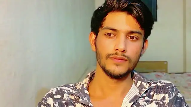 Snapshot of kingkartik7 chatting on July 6, 5:37 pm kingkartik7 online show from July 6, 5:37 pm