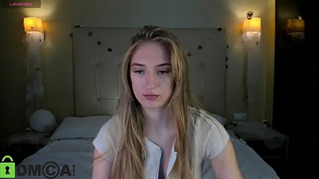 Snapshot of Stacy_River chatting on November 6, 9:21 am Stacy River online show from November 6, 9:21 am