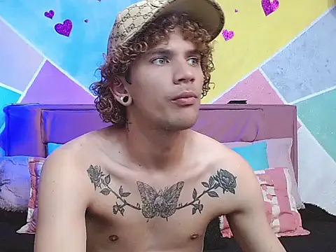 tylor boy online show from October 6, 1:14 am