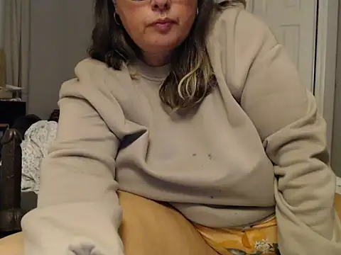 LauLauPAWG online show from November 4, 12:21 am