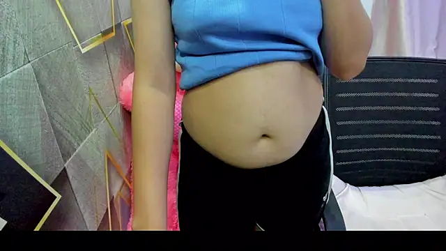 Snapshot of YourKusu chatting on September 16, 11:17 pm YourKusu online show from September 16, 11:17 pm