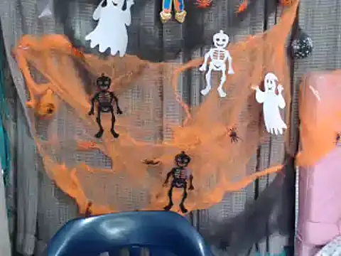 Snapshot of mom_son_dirty chatting on October 25, 2:02 pm mom son dirty online show from October 25, 2:02 pm