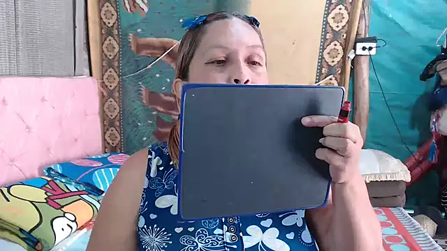 Snapshot of mom_son_dirty chatting on November 4, 2:05 pm mom son dirty online show from November 4, 2:05 pm