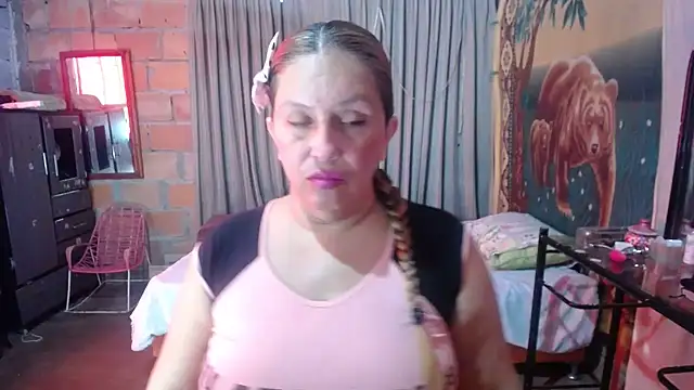 mom son dirty online show from June 11, 1:31 pm