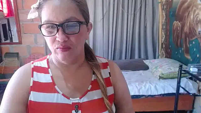 Snapshot of mom_son_dirty chatting on July 8, 1:48 pm mom son dirty online show from July 8, 1:48 pm