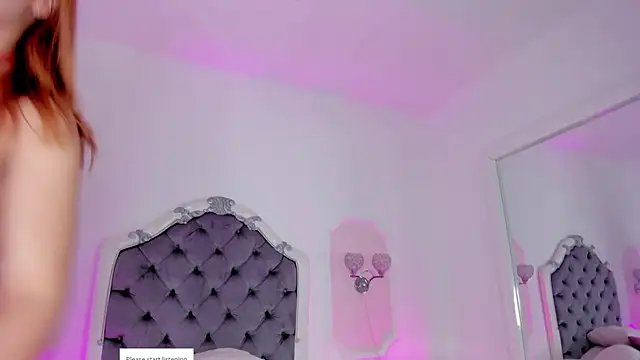 Snapshot of PollyGrey_ chatting on February 16, 1:14 am PollyGrey online show from February 16, 1:14 am