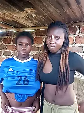 Black juicy24 online show from February 18, 1:33 pm