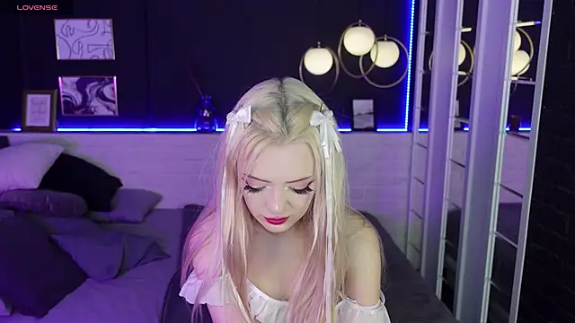 EmilyAir online show from January 24, 3:32 am