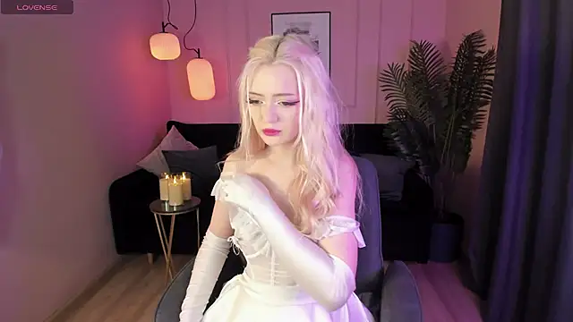 EmilyAir online show from March 1, 3:21 am