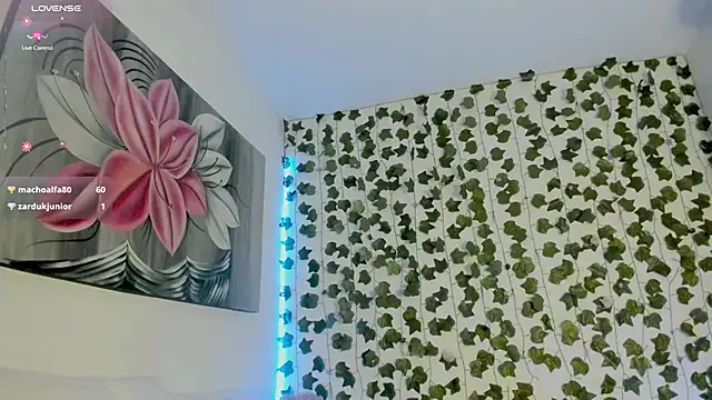 daren paulina online show from February 7, 3:45 am